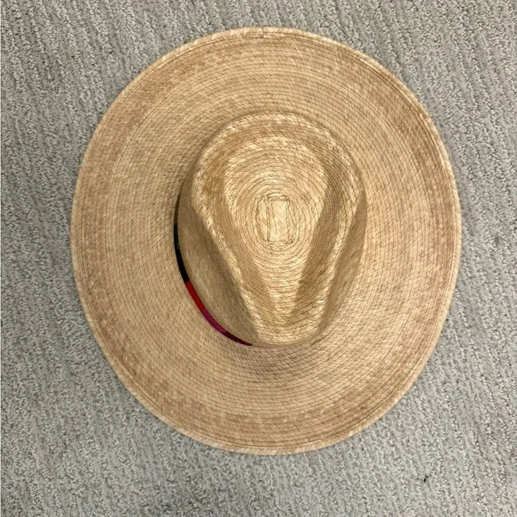 Elegant Tan Straw Hat with Multicolor Band